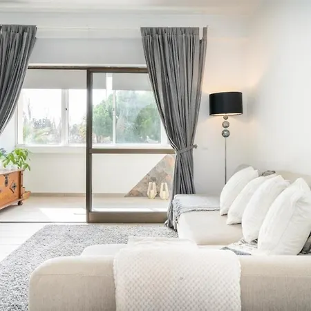 Spacious 1 Bed In Vilamoura, Fast Wifi & Pool Quarteira Exterior foto